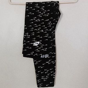 Nike swoosh leggings
